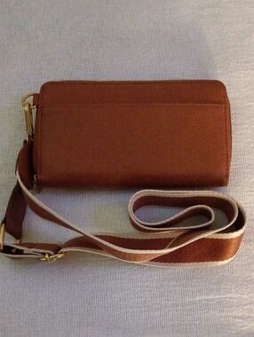 Phone Crossbody Wallet